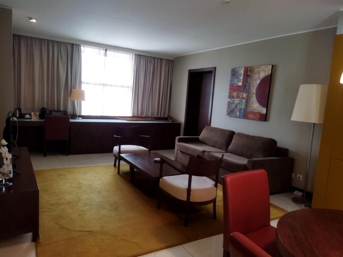 Skyna Hotel Λουάντα Εξωτερικό φωτογραφία