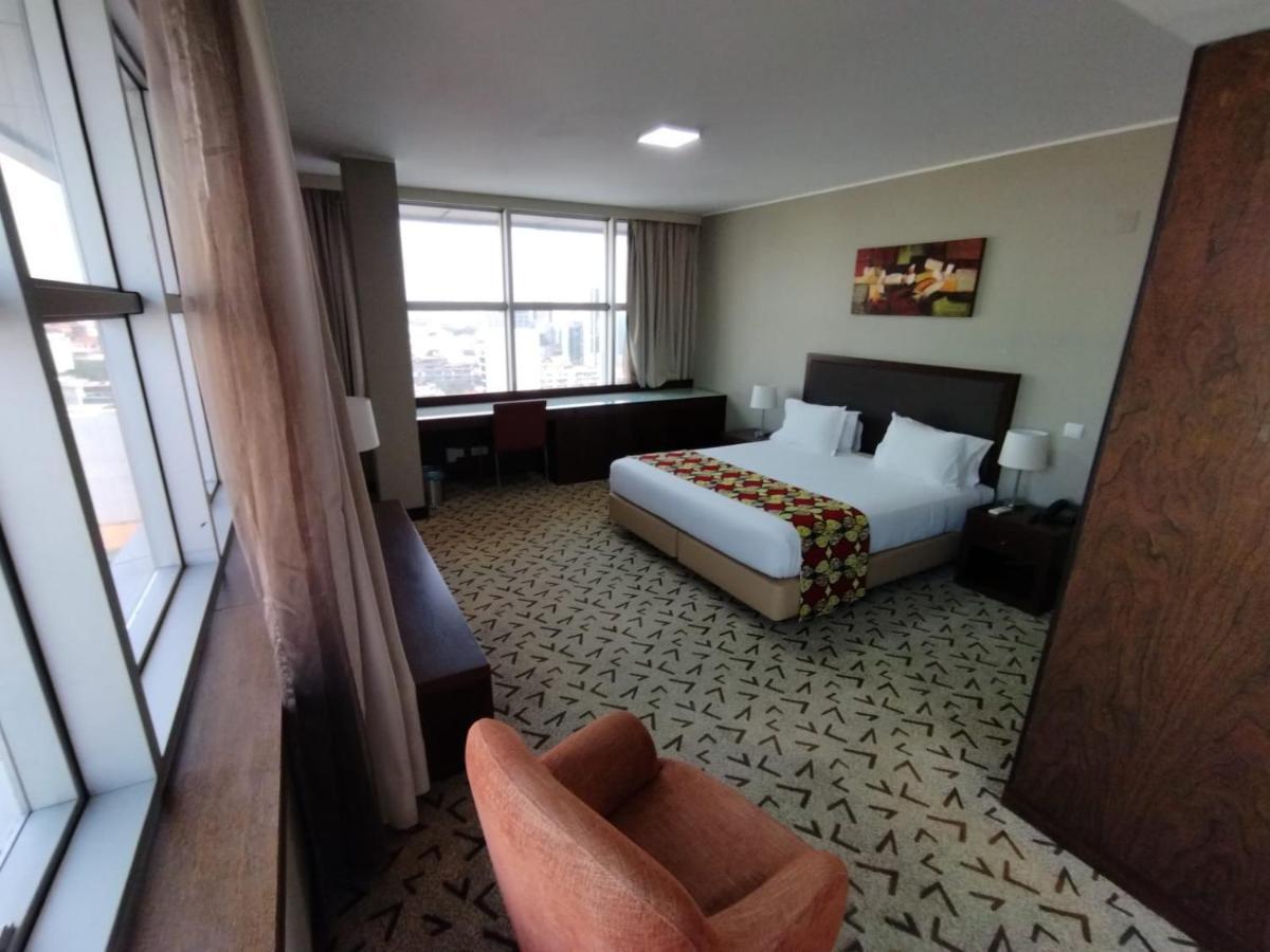 Skyna Hotel Λουάντα Εξωτερικό φωτογραφία