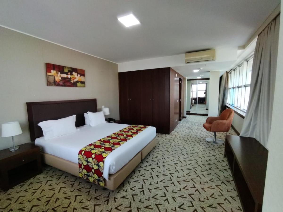 Skyna Hotel Λουάντα Εξωτερικό φωτογραφία