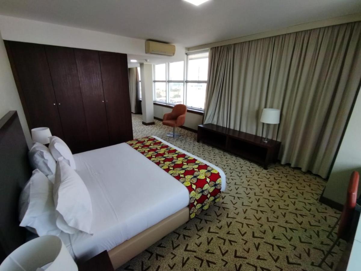 Skyna Hotel Λουάντα Εξωτερικό φωτογραφία