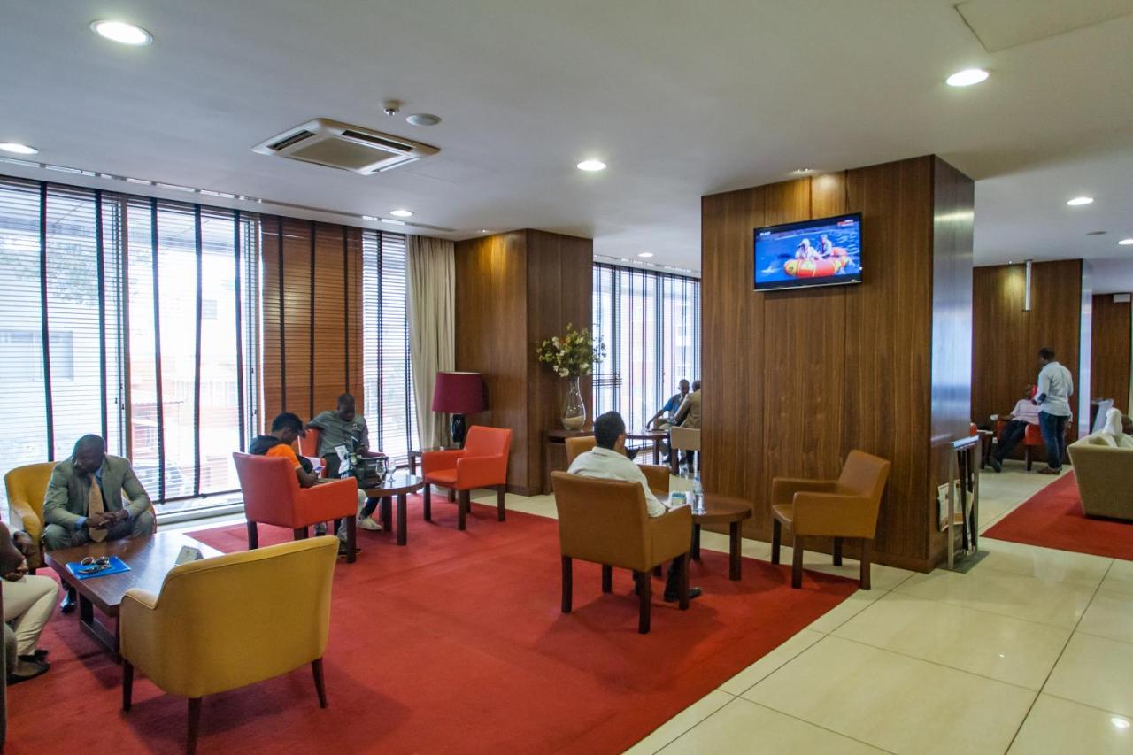 Skyna Hotel Λουάντα Εξωτερικό φωτογραφία